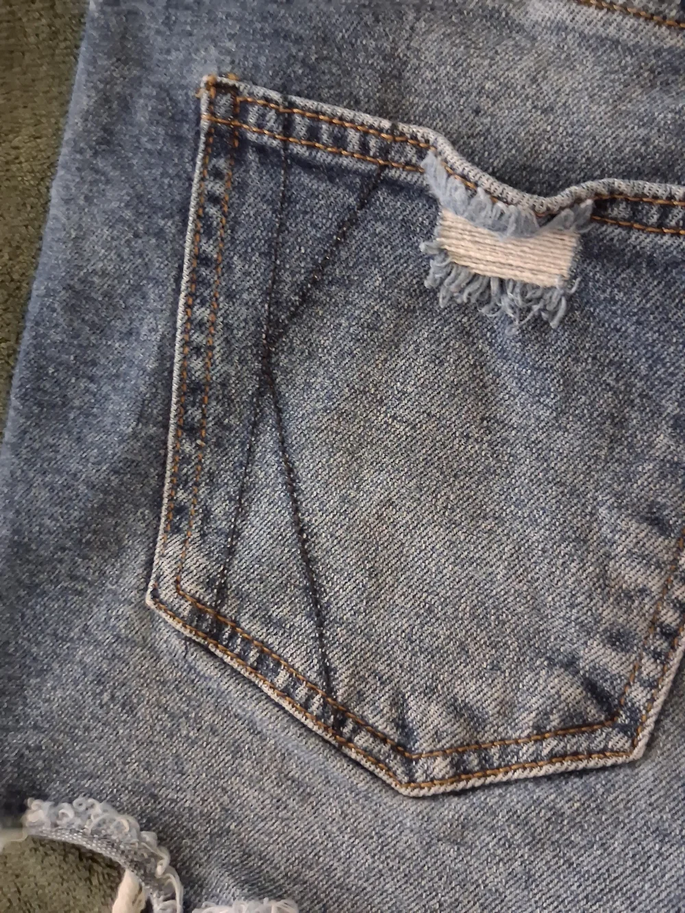Kendall & Kylie high rise